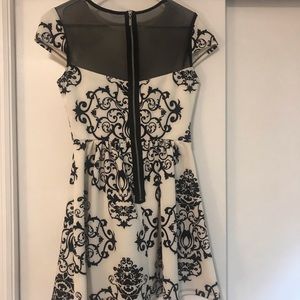 ‼️Fun black and white party dress‼️